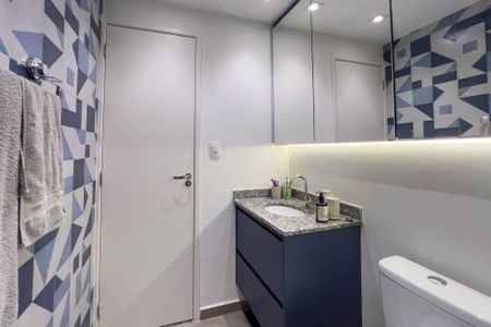 Studio à venda com 28m², 1 quarto e 1 vaga Studio à venda com 28m², 1 quarto e 1 vagaBanheiro