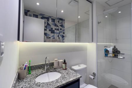 Studio à venda com 28m², 1 quarto e 1 vaga Studio à venda com 28m², 1 quarto e 1 vagaBanheiro