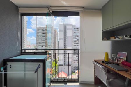 Varanda de kitnet/studio para alugar com 1 quarto, 28m² em Vila Mariana, São Paulo