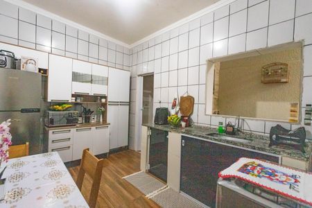 Casa à venda com 90m², 3 quartos e 1 vagaCozinha 