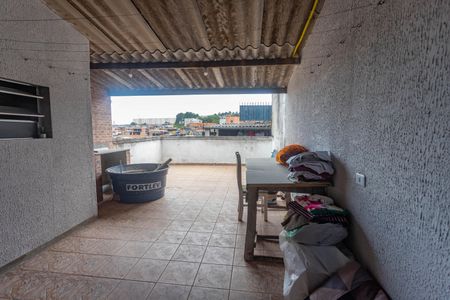 Casa à venda com 90m², 3 quartos e 1 vagaÁrea de serviço e lazer 