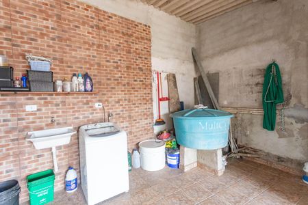 Casa à venda com 90m², 3 quartos e 1 vagaÁrea de serviço e lazer 