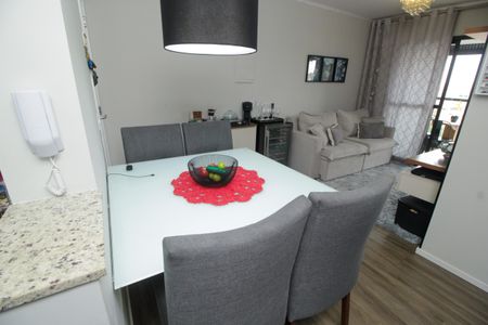 Apartamento à venda com 60m², 2 quartos e 1 vagaSala de Jantar