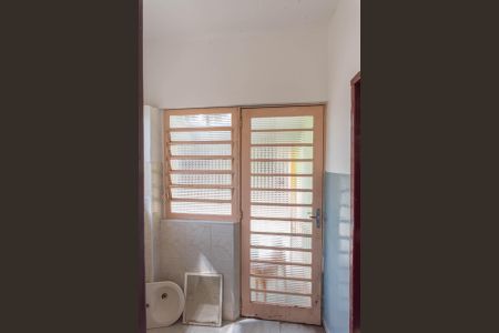 Casa à venda com 186m², 2 quartos e 3 vagasCasa 2- Área De Serviço