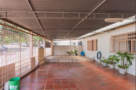 Casa à venda com 186m², 2 quartos e 3 vagasGaragem