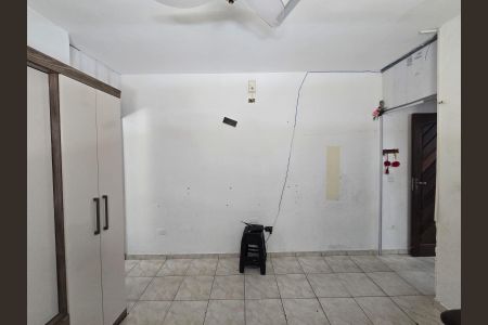 Quarto de casa para alugar com 1 quarto, 50m² em Jardim Cumbica, Guarulhos