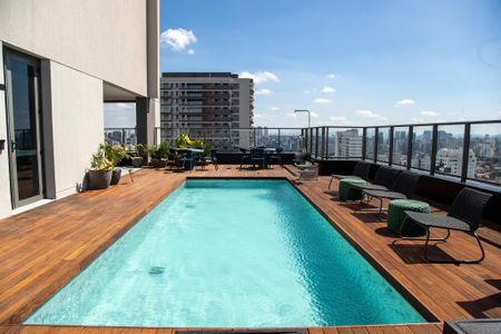 Studio à venda com 27m², 1 quarto e sem vagaPiscina