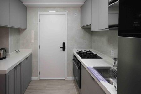 Apartamento para alugar com 35m², 2 quartos e sem vaga Apartamento para alugar com 35m², 2 quartos e sem vagaCozinha e Área de Serviço