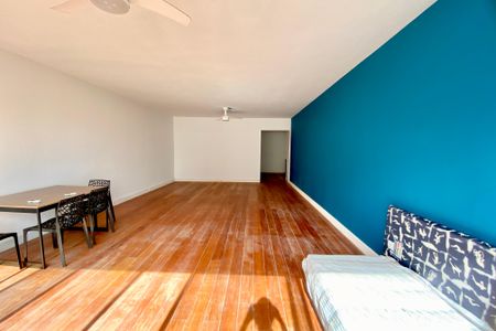 Apartamento para alugar com 200m², 3 quartos e 1 vagaSala 