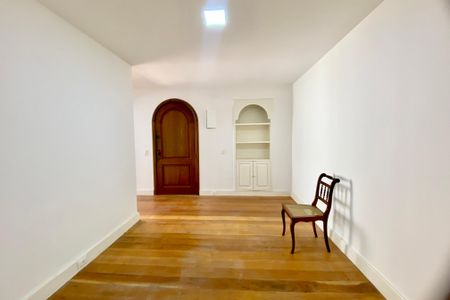 Apartamento para alugar com 200m², 3 quartos e 1 vagaSala 