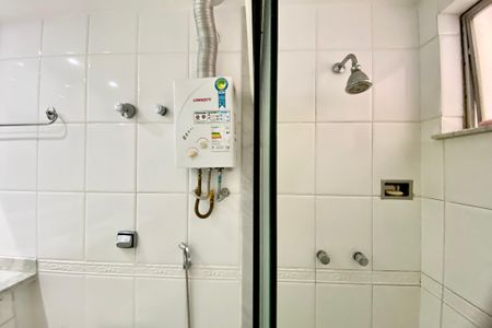 Apartamento para alugar com 200m², 3 quartos e 1 vagaBanheiro social 