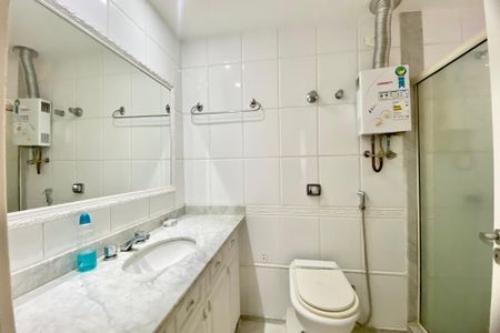 Apartamento para alugar com 200m², 3 quartos e 1 vagaBanheiro social