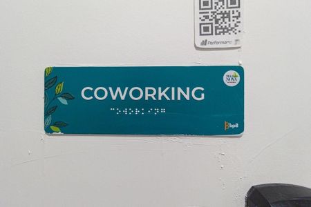 Apartamento para alugar com 28m², 1 quarto e 1 vagaEscritório