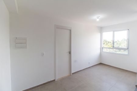 Sala  de apartamento para alugar com 1 quarto, 28m² em Chacara Santa Lucia, Carapicuíba