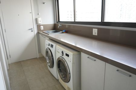 Apartamento à venda com 260m², 4 quartos e 4 vagasÁrea de Serviço