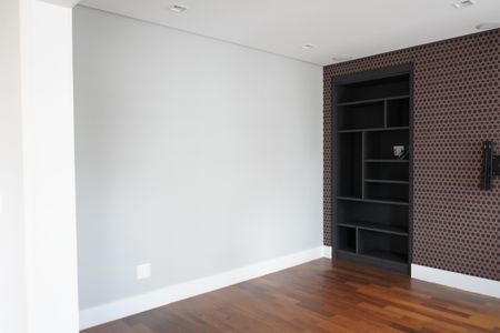 Apartamento à venda com 260m², 4 quartos e 4 vagasSala 2