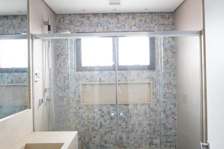 Apartamento à venda com 260m², 4 quartos e 4 vagasBanheiro