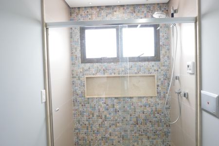 Apartamento à venda com 260m², 4 quartos e 4 vagasBanheiro da Suíte 2