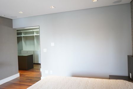Apartamento à venda com 260m², 4 quartos e 4 vagasSuite 1
