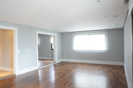Apartamento à venda com 260m², 4 quartos e 4 vagasSala