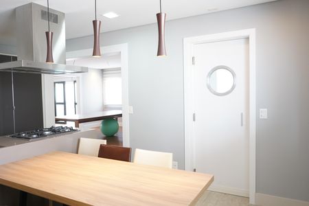 Apartamento à venda com 260m², 4 quartos e 4 vagasCozinha