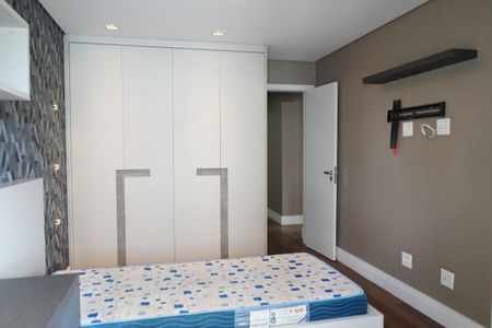 Apartamento à venda com 260m², 4 quartos e 4 vagasSuite 2