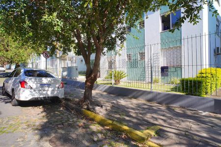 Fachada  de kitnet/studio para alugar com 1 quarto, 40m² em Vila Ipiranga, Porto Alegre