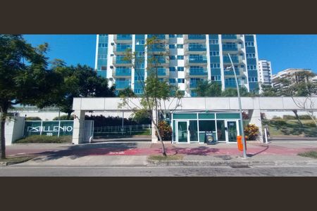 Apartamento para alugar com 80m², 2 quartos e 1 vagaFachada