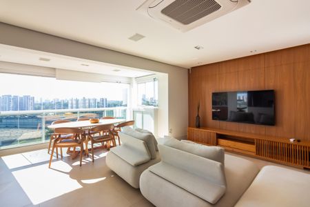 Sala  de apartamento para alugar com 2 quartos, 92m² em Centro, Osasco