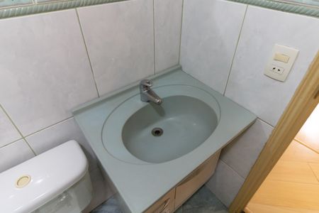 Apartamento para alugar com 56m², 3 quartos e 1 vagaBanheiro 