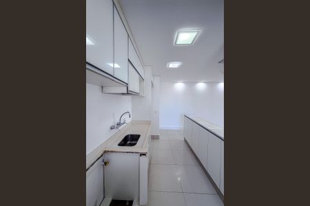 Apartamento à venda com 94m², 3 quartos e 3 vagas Apartamento à venda com 94m², 3 quartos e 3 vagasCozinha