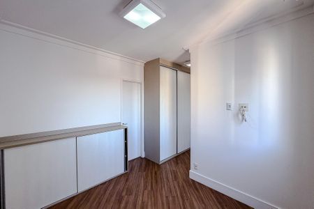 Apartamento à venda com 94m², 3 quartos e 3 vagas Apartamento à venda com 94m², 3 quartos e 3 vagasQuarto 2 - Suíte