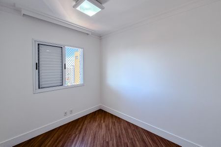 Apartamento à venda com 94m², 3 quartos e 3 vagas Apartamento à venda com 94m², 3 quartos e 3 vagasQuarto 2 - Suíte