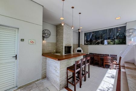 Apartamento à venda com 94m², 3 quartos e 3 vagas Apartamento à venda com 94m², 3 quartos e 3 vagasÁrea comum - Churrasqueira
