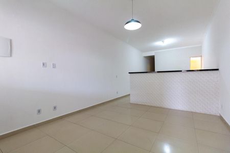 Sala de casa à venda com 1 quarto, 60m² em Jardim Artur Alvim, São Paulo