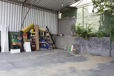 Casa à venda com 360m², 1 quarto e 3 vagasÁrea externa