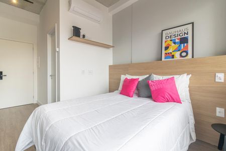 Studio para alugar com 24m², 1 quarto e sem vaga Studio para alugar com 24m², 1 quarto e sem vagaStudio