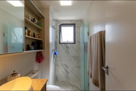 Apartamento para alugar com 86m², 2 quartos e 2 vagasSuíte - Banheiro