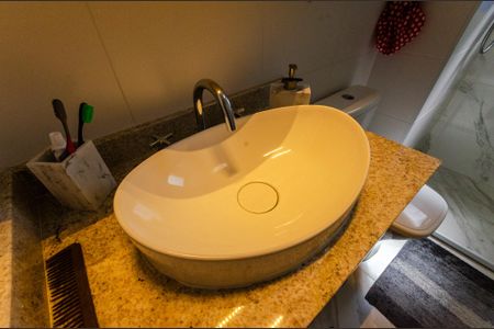 Apartamento para alugar com 86m², 2 quartos e 2 vagasSuíte - Banheiro