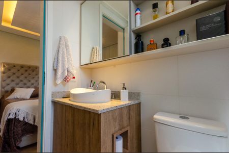 Apartamento para alugar com 86m², 2 quartos e 2 vagasSuíte - Banheiro