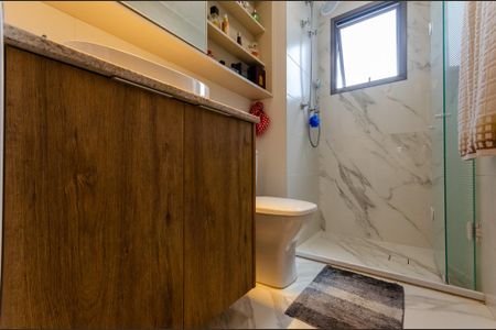 Apartamento para alugar com 86m², 2 quartos e 2 vagasSuíte - Banheiro