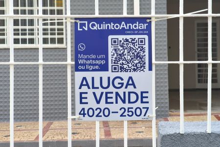 Casa à venda com 136m², 3 quartos e 8 vagasPLACA INSTALADA NA FACHADA 