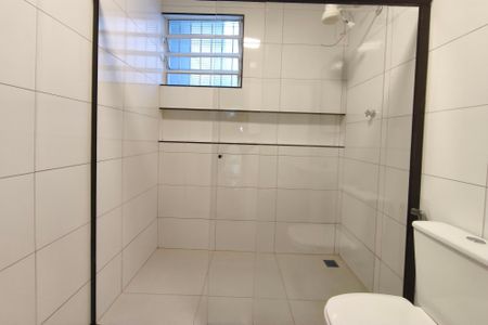 Casa à venda com 136m², 3 quartos e 8 vagasBanheiro
