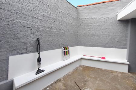 Casa à venda com 136m², 3 quartos e 8 vagasQuintal