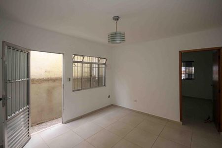 Casa para alugar com 2 quartos, 80m² em Jardim Sapopemba, São Paulo