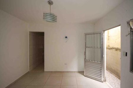 Casa para alugar com 2 quartos, 80m² em Jardim Sapopemba, São Paulo