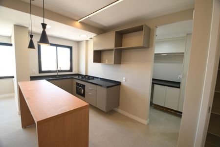 Apartamento à venda com 105m², 2 quartos e 2 vagasCozinha