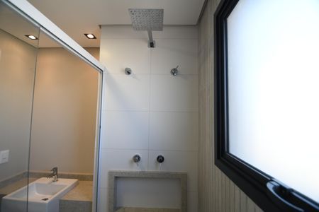 Apartamento à venda com 105m², 2 quartos e 2 vagasBanheiro Suíte 2