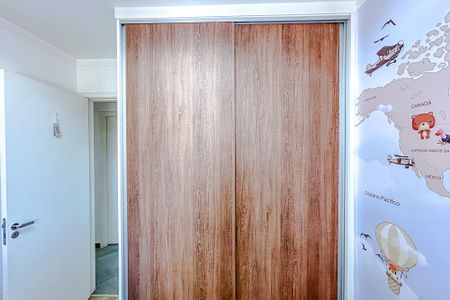 Apartamento à venda com 69m², 2 quartos e 1 vagaQuarto 2