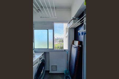 Apartamento à venda com 69m², 2 quartos e 1 vagaÁrea de Serviço